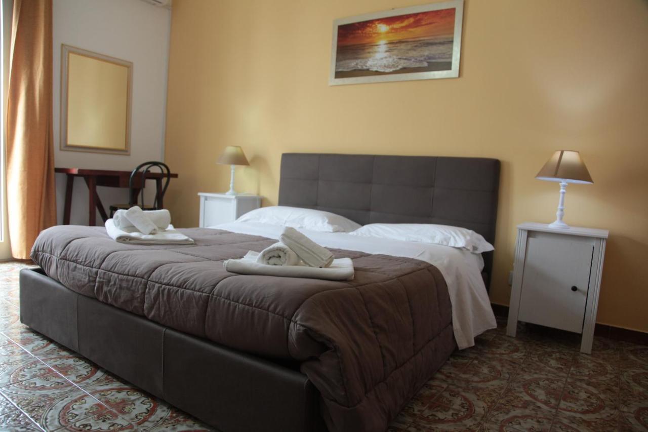 B&B Amelie Lecce Buitenkant foto