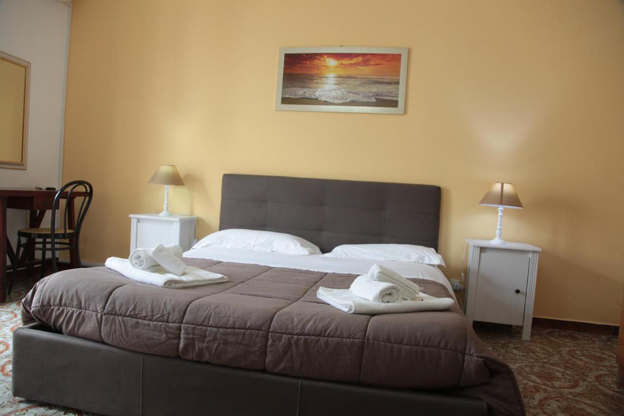 B&B Amelie Lecce Buitenkant foto